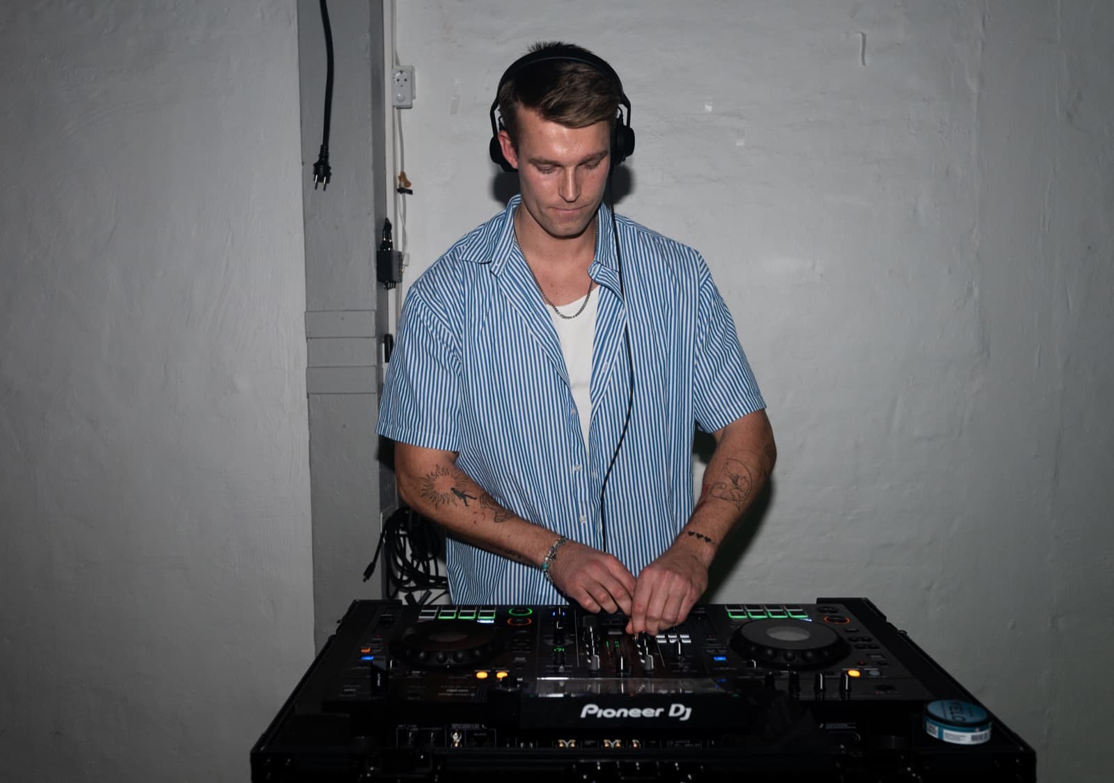 Laust, Stifter og DJ hos DJ Bryllup